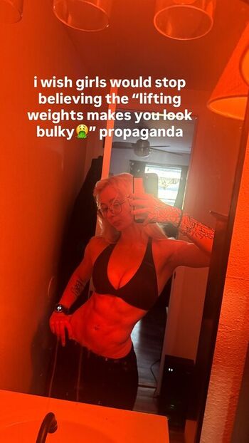Full leaked Nattynat private onlyfans photo