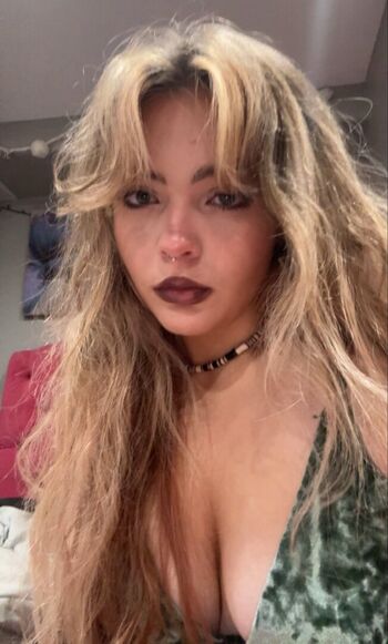 Full leaked Aiiygatorz page private onlyfans photo