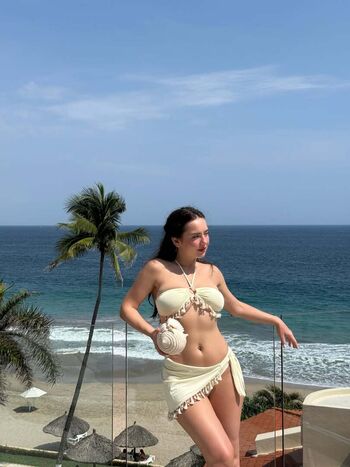 Full leaked Ale ivanova private onlyfans photo