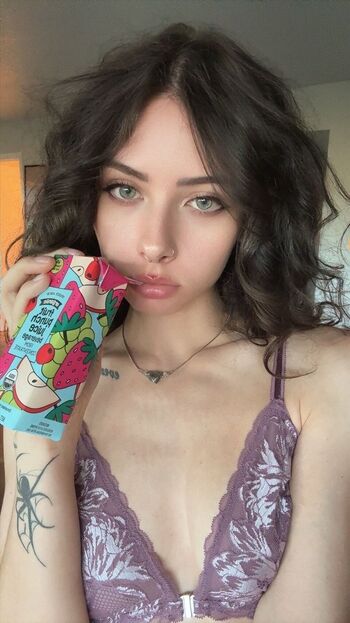 Full leaked Alignedbykarissa private onlyfans photo