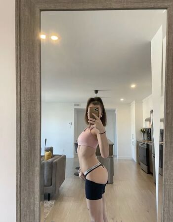 Full leaked Alyssacestmoi private onlyfans photo