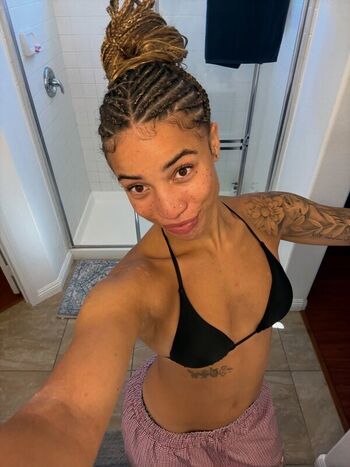 Full leaked Amiah simmons private onlyfans photo