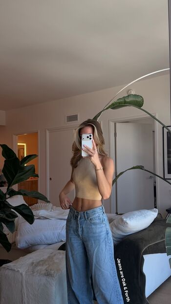 Full leaked Astabush page private onlyfans photo