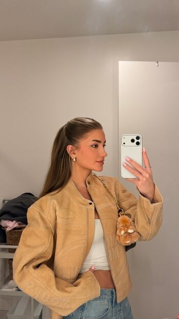 Full leaked Astabush page private onlyfans photo