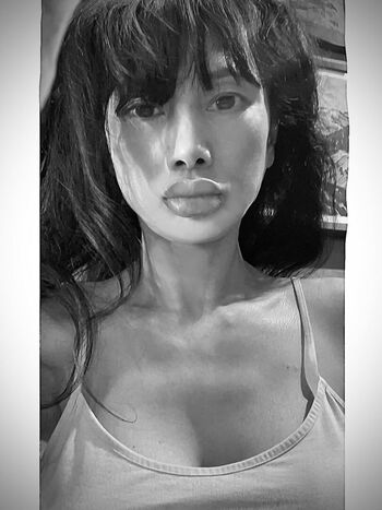 Bai Ling