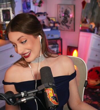Full leaked Basicwitgirl page private onlyfans photo