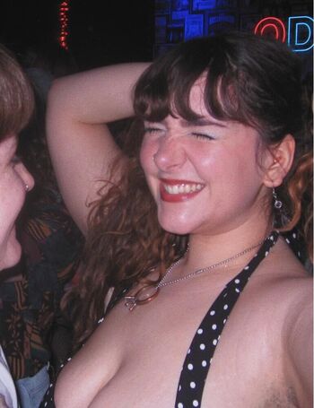 Full leaked Honeybigtits/ private onlyfans photo