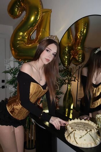 Full leaked Bunnygirlbree private onlyfans photo
