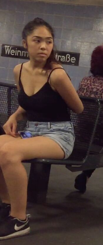 CANDID Boobs