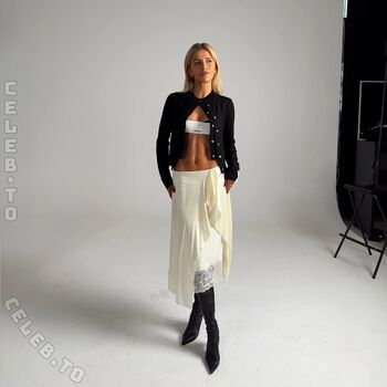 Full leaked Caro daur private onlyfans photo