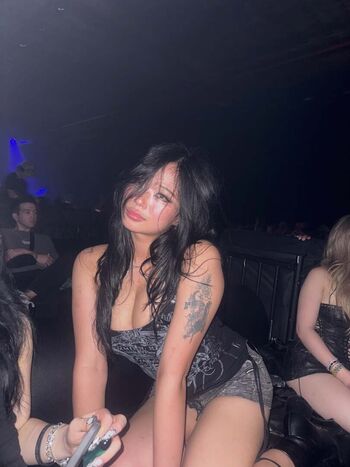 Full leaked Cellow page private onlyfans photo