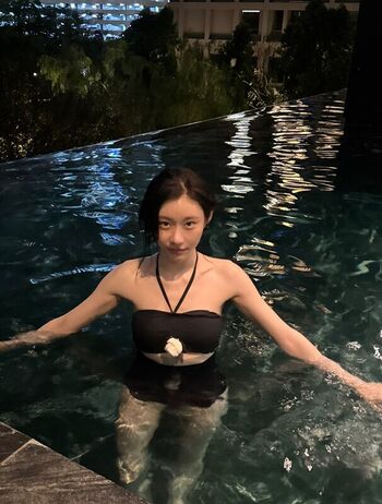 Full leaked Chaeryeong private onlyfans photo