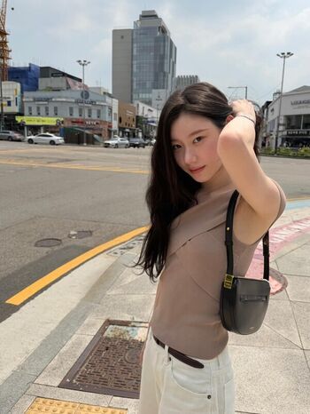 Full leaked Chaeryeong private onlyfans photo