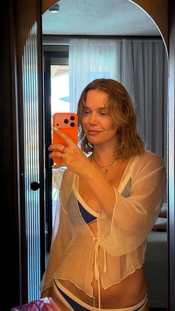 Full leaked Ecem karavus private onlyfans photo