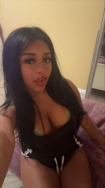 Ella_Belay