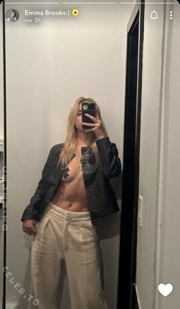 Full leaked Emma brooks private onlyfans photo