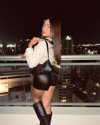 Full leaked Emmibrown private onlyfans photo