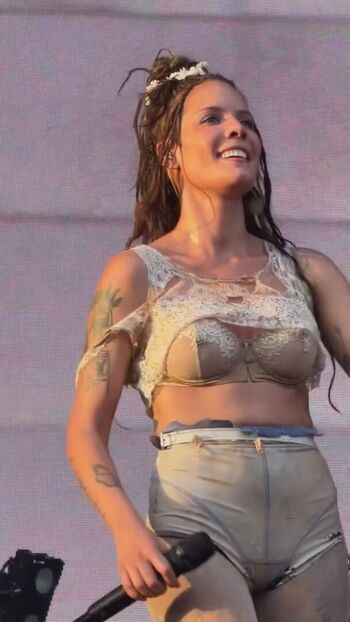 Full leaked Halsey private onlyfans photo