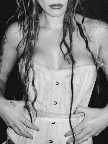 Full leaked Halsey private onlyfans photo