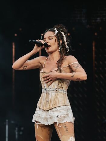Full leaked Halsey private onlyfans photo
