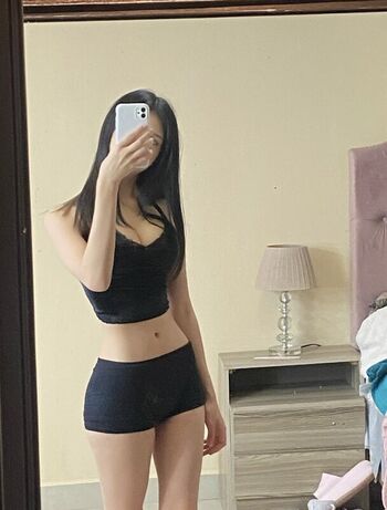 Full leaked Hispanic  page private onlyfans photo