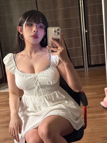 Full leaked Hongbin private onlyfans photo