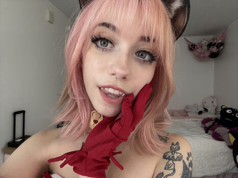 Full leaked Iluvmeww private onlyfans photo