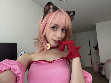 Full leaked Iluvmeww private onlyfans photo