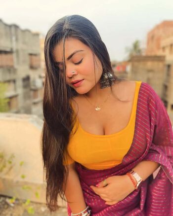 Full leaked Indian exhibition page private onlyfans photo