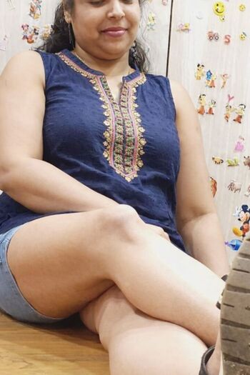 Full leaked Indian exhibition page private onlyfans photo