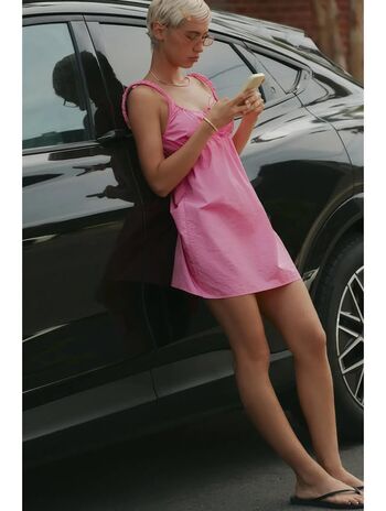 Full leaked Iris law page private onlyfans photo
