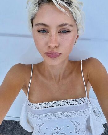 Full leaked Iris law page private onlyfans photo