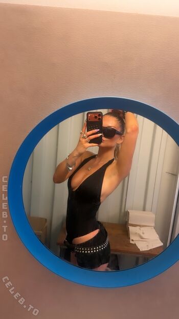 Full leaked Julia wulf private onlyfans photo