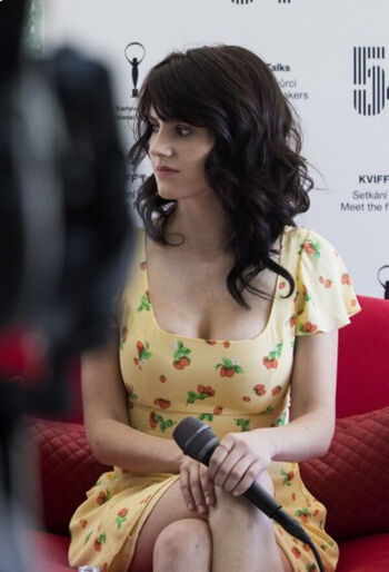 Kara Hayward