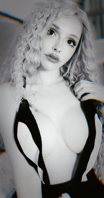 Katyuska Moonfox