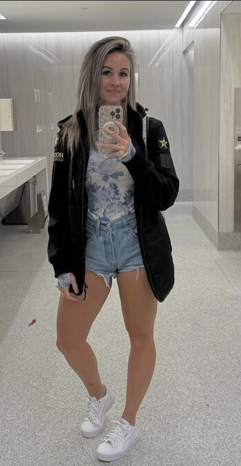 Full leaked Kellyjaycox private onlyfans photo