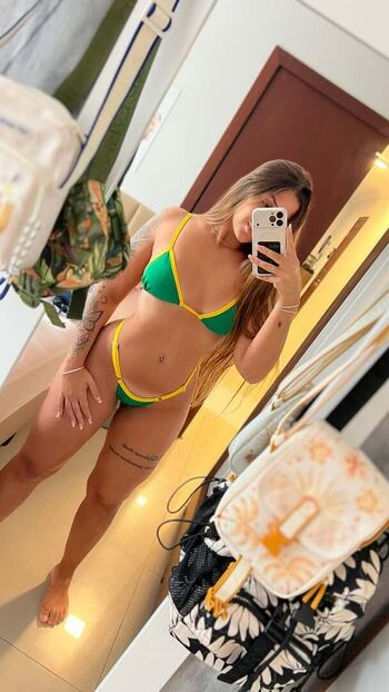 Full leaked Lara castro page private onlyfans photo