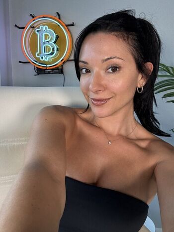 Full leaked Layah heilpern private onlyfans photo