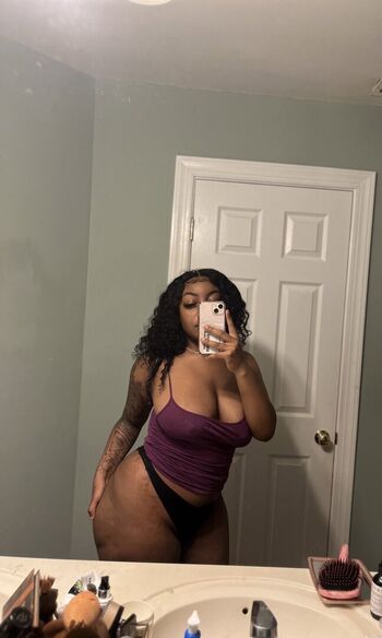 LayHollywood