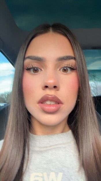 Full leaked Leah halton private onlyfans photo