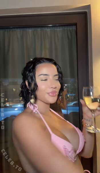 Full leaked Leyla lahouar private onlyfans photo