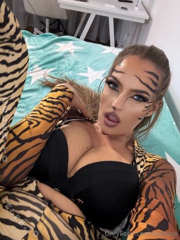 Full leaked Liebe ingrid page private onlyfans photo