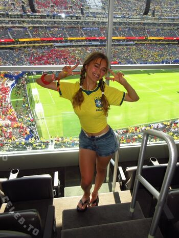 Full leaked Lizzy greene private onlyfans photo