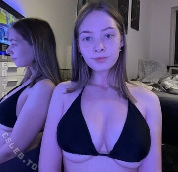 Full leaked Lucywhoelse page private onlyfans photo