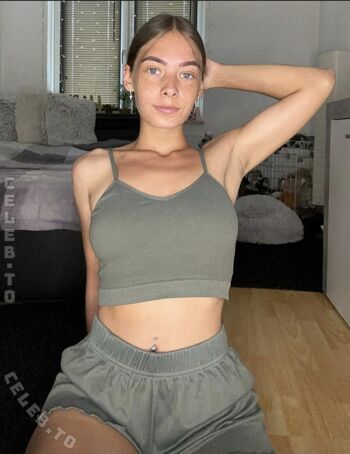 Full leaked Lucywhoelse private onlyfans photo