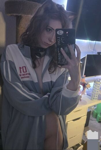 Full leaked Luvlesskitty page private onlyfans photo