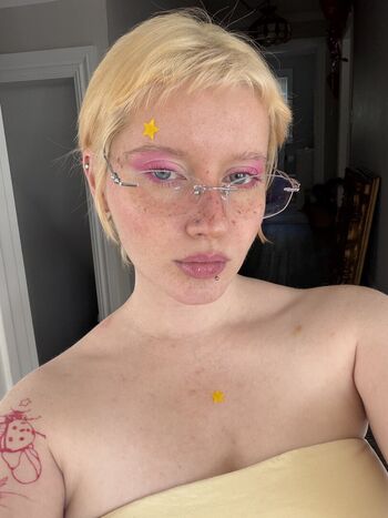 Full leaked Luvliii private onlyfans photo