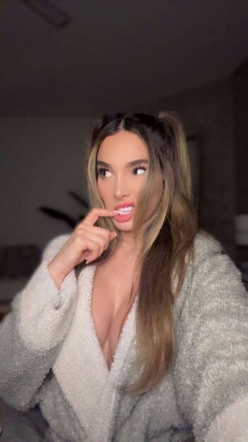 Full leaked Lynaritaa  page private onlyfans photo