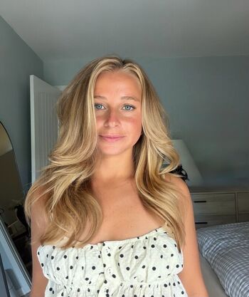Full leaked Macimccarley private onlyfans photo