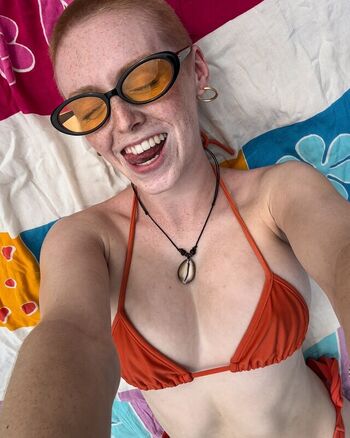 Full leaked Mai buzzcut private onlyfans photo